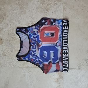 Tmani  America love sports bra L